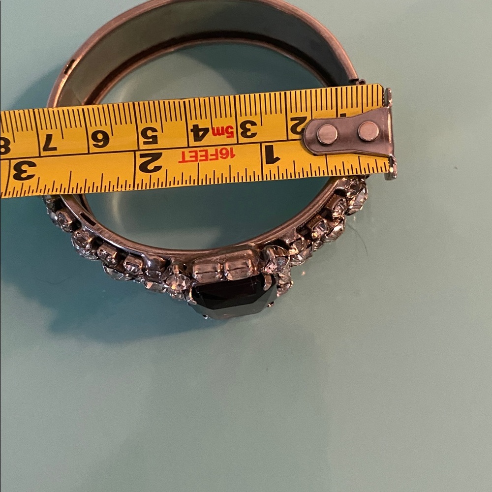 Vintage Statement Bracelet - Picture 11 of 13